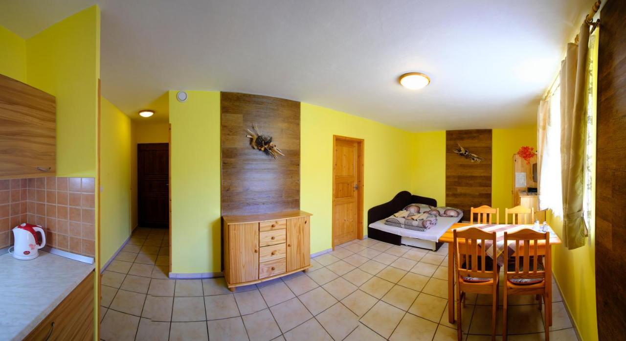 Vila Horal Liptovský Mikuláš Esterno foto